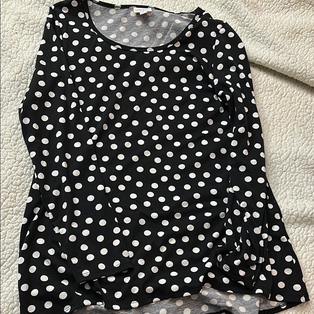 LuLaRoe Black and White Fitted long Sleeve top